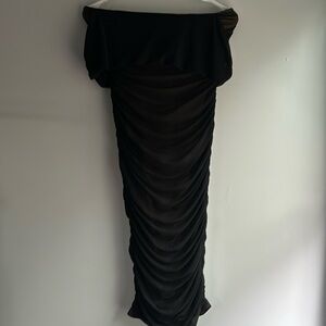 Ready and ruched mesh midi dress